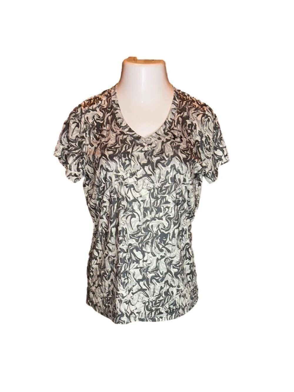 UNDER ARMOUR Shades of Gray Print Loose Athletic Tee Size L